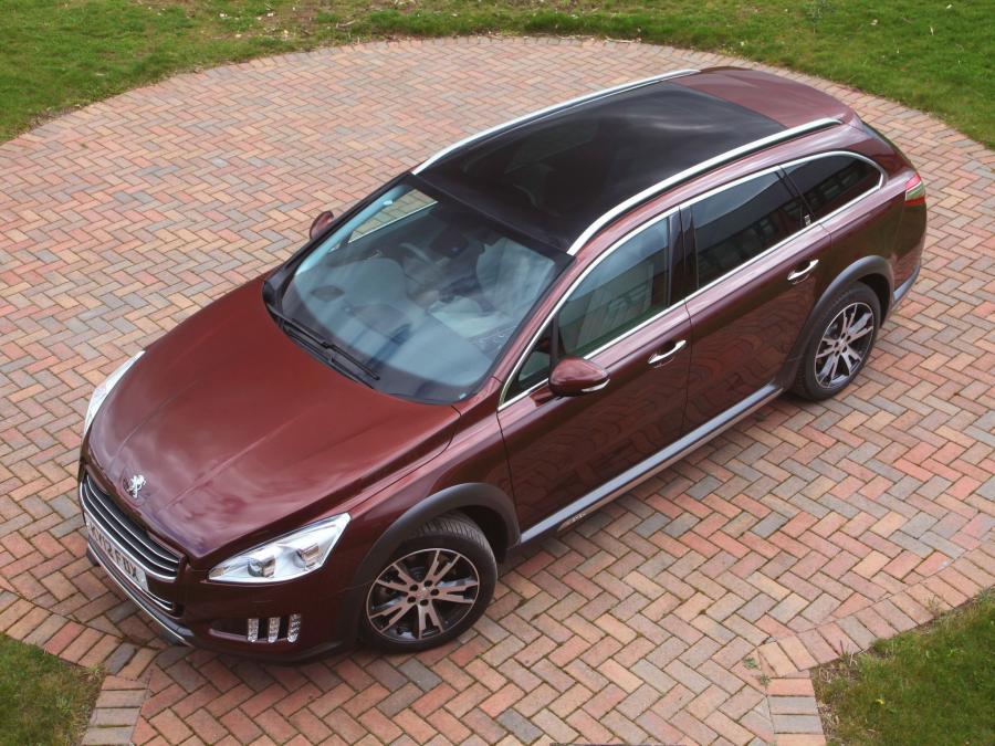  Peugeot 508 RXH 2012 года  (UK) (фото 11 из 16)